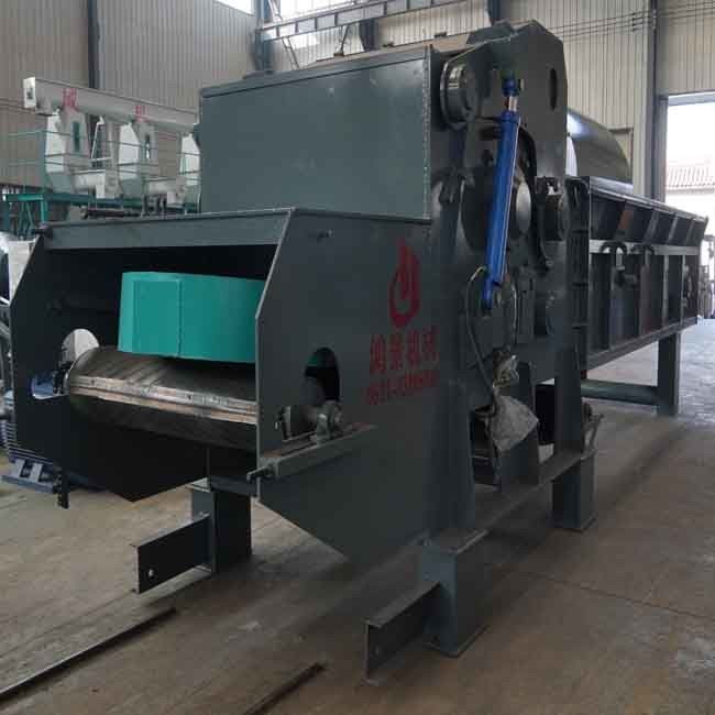 2HP-10HP 목재 칩 머신 30-50 인치 차원 2-6 인치 칩 용량